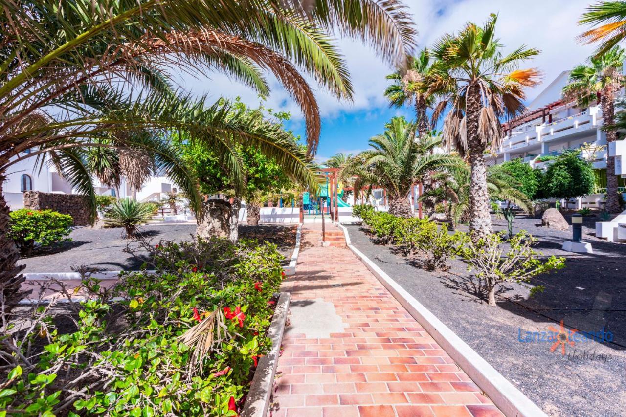 Vivienda Vacacional Sea Garden Costa Teguise Exteriör bild